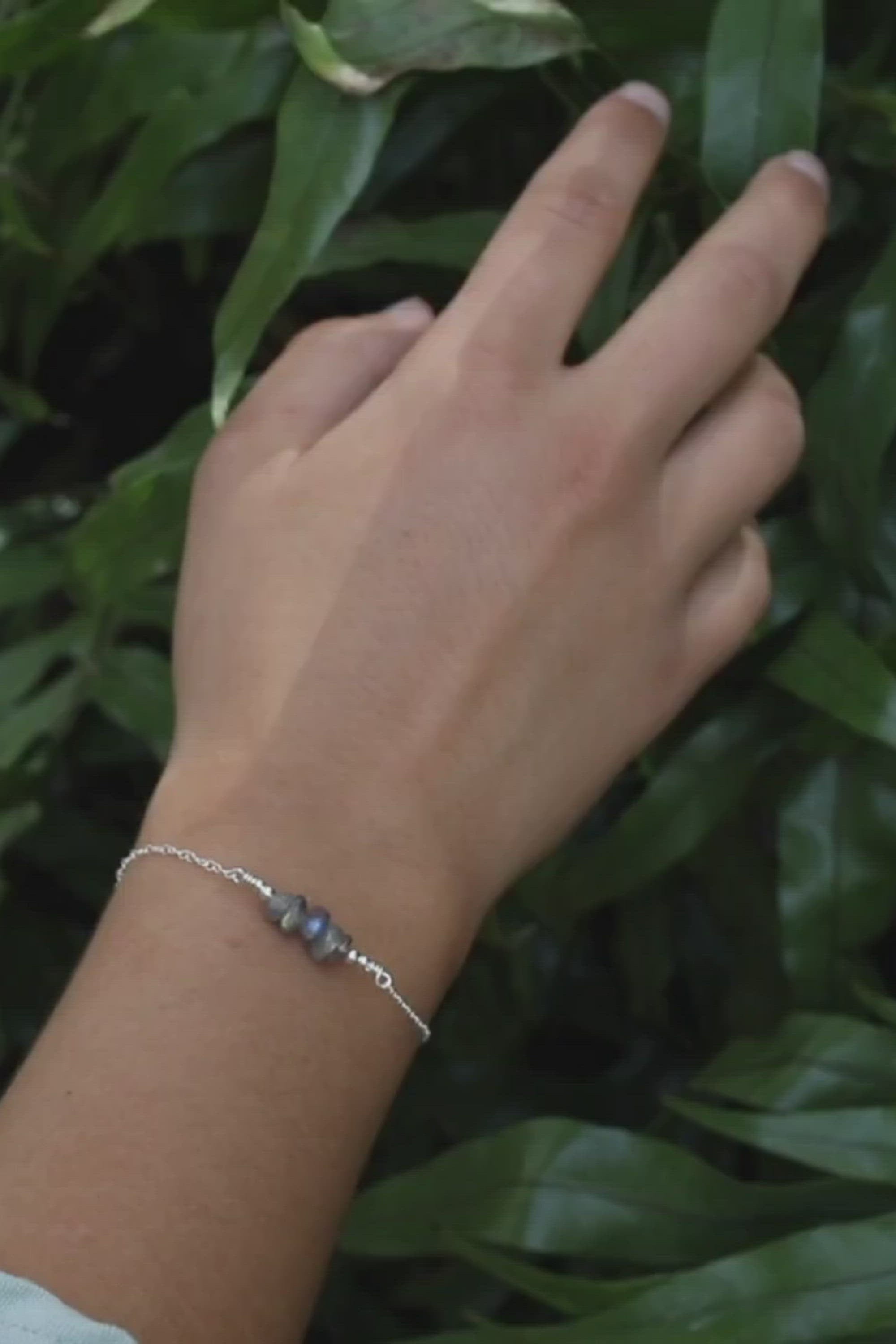 Labradorite Chip Bead Bar Bracelet