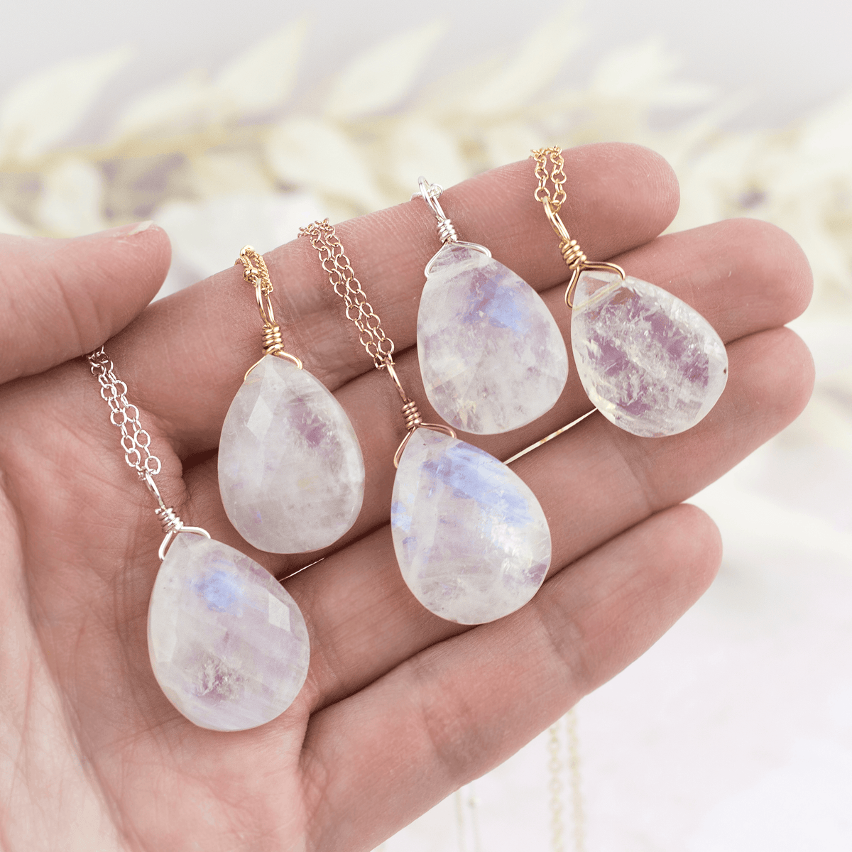 Large moonstone necklace discount